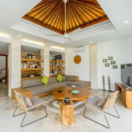 Cascata Villa Canggu Exteriör bild